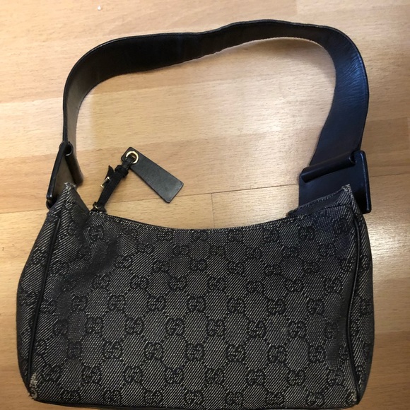 Gucci Handbags - Gucci black small shoulder bag